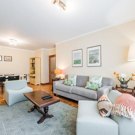 Guestready - Eclectic Haven In The Heart Of Porto Appartement Buitenkant foto