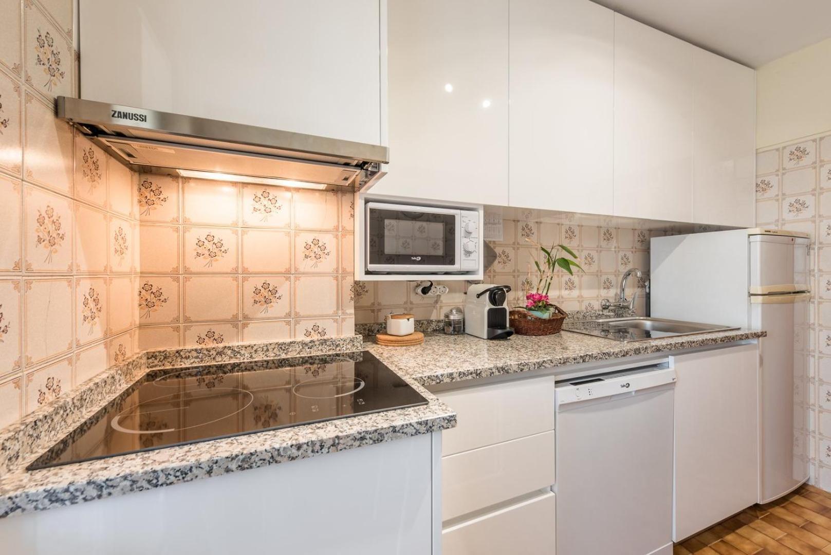 Guestready - Eclectic Haven In The Heart Of Porto Appartement Buitenkant foto
