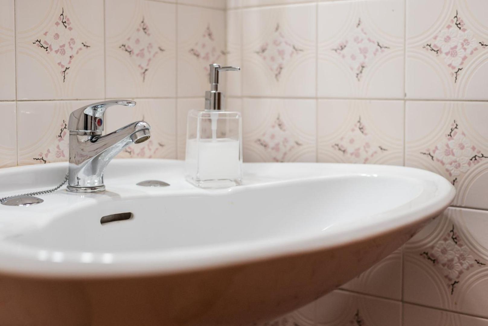 Guestready - Eclectic Haven In The Heart Of Porto Appartement Buitenkant foto